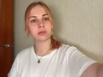 Chaturbate Free Live Porn of alismoona