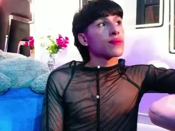 Chaturbate Adult Webcams of carolinejesh