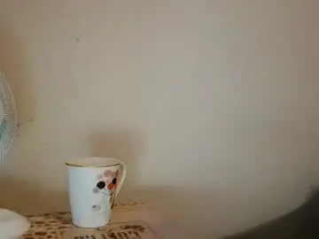 Chaturbate Adult Video Chat of elena_555