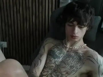 Chaturbate Free Porn Cam of oliverrgroove