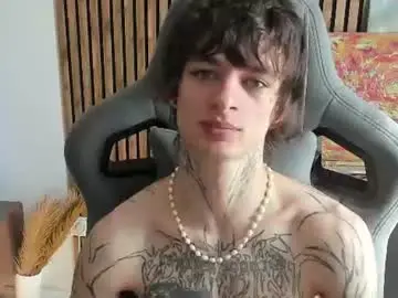 Chaturbate Free Live Porn of oliverrgroove