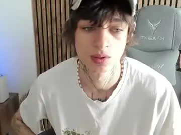 Chaturbate Free Live Porn of oliverrgroove