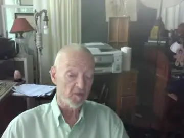 Chaturbate Nude Webcam of ray1776ray