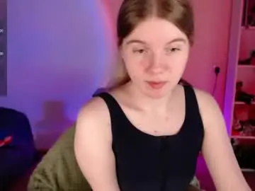 Chaturbate Adult Video Chat of strawberry_juli