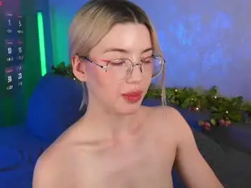 Chaturbate Best live sex cam show of lindathackerr