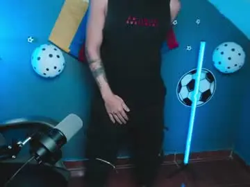 Chaturbate Best live sex cam show of mralpha_latino