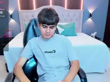Chaturbate Free Porn Cam of tommy18__