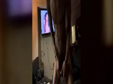 Chaturbate Free Live Porn of triggerhappynjenn