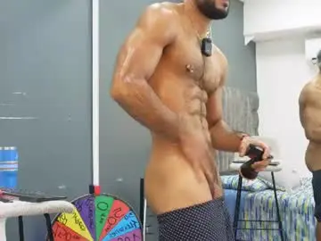 Chaturbate Live Porn of emilio_brandon