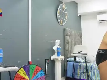 Chaturbate Best live sex cam show of emilio_brandon