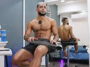 Chaturbate Live Porn of emilio_brandon