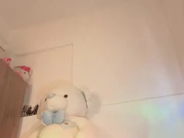 Chaturbate Live Sex Cam of ashlynnlowe_