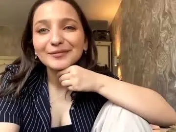 Chaturbate Adult Video Chat of gwyncumley