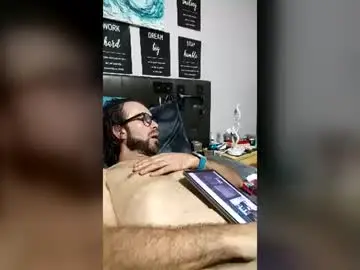 Chaturbate Live Sex Cam of pedrocoelhopio