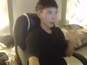 Chaturbate Live Sex Cam of ash_kai