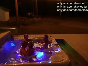 Chaturbate Live Porn of blondefoxsilverfox