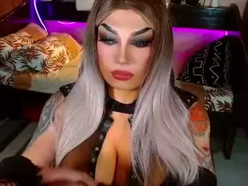 Chaturbate Watch Live Sex Cams of imurwildtruequeen