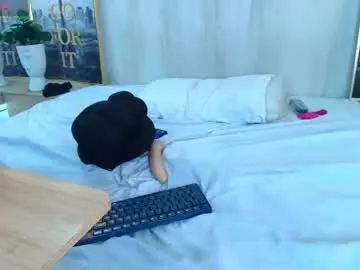Chaturbate Live Sex Cam of antonella_rivers