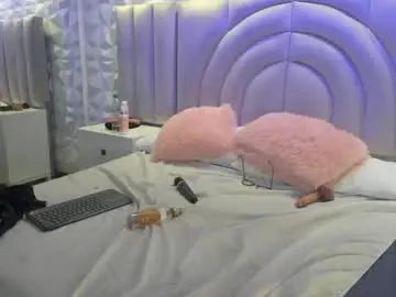 Chaturbate Watch Live Sex Cams of laura_scott_