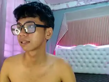 Chaturbate Best live sex cam show of nerdy_nate