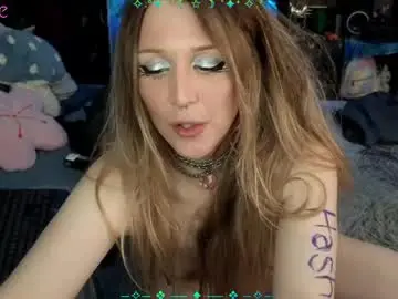 Chaturbate Live Sex Cam of xaevynne