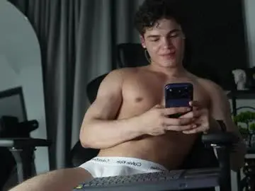 Chaturbate Private Sex Chat of max_cortes1_