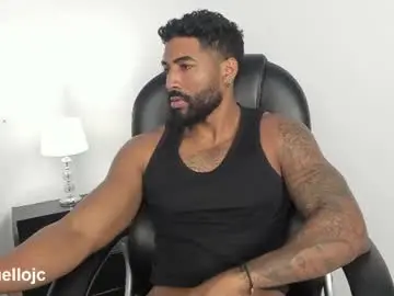 Chaturbate Sex Chat of xtipp3r
