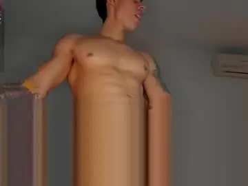 Chaturbate Best Webcam of aaronmagnum