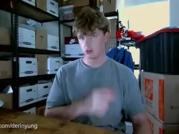 Chaturbate Nude Webcam of deeyungguy