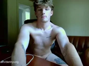 Chaturbate Live Porn of deeyungguy