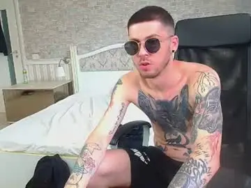 Chaturbate Free Porn Cam of jonahshaw