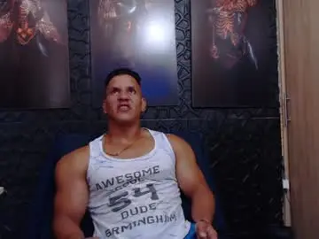 Chaturbate Live Porn of viktorherrera