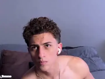 Chaturbate Free Live Porn of salvatore_romanoo