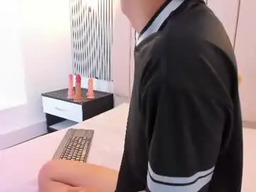 Chaturbate Watch Live Sex Cams of kenny_hank