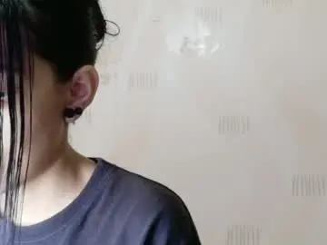 Chaturbate Live Porn of skinnyneighbour_