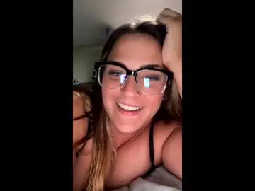 Chaturbate Nude Webcam of sophiebby94
