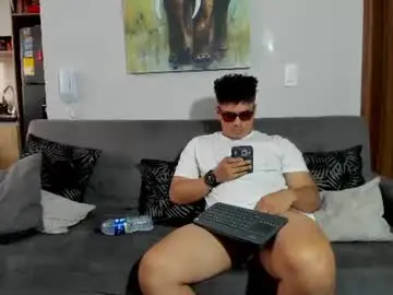 Chaturbate Adult Video Chat of straight__friends