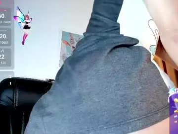 Chaturbate Live Porn of gia_demiee