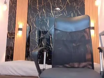 Chaturbate Nude Webcam of valerihot_1