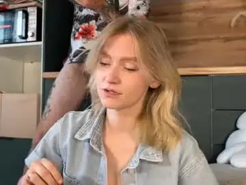 Chaturbate Watch Live Sex Cams of adele_nick2202