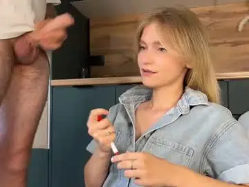 Chaturbate Watch Live Sex Cams of adele_nick2202