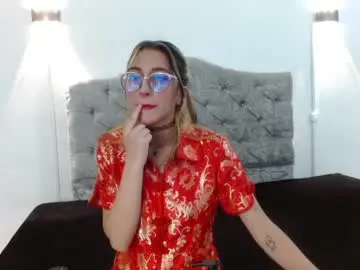Chaturbate Adult Video Chat of mrandmrsvixencs