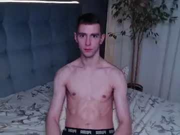 Chaturbate Live Sex Cam of alfie_evanss