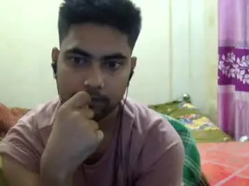 Chaturbate Live Sex Cam of birbikrom104