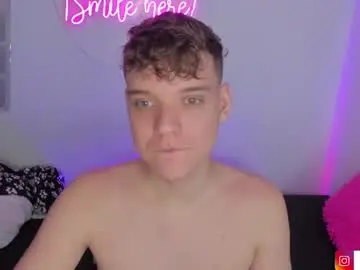 Chaturbate Live Sex Cam of naughty_twink_