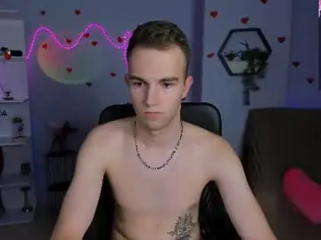 Chaturbate Free Live Porn of colin_storm