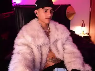 Chaturbate Sex Chat of demonkush_