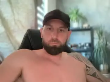 Chaturbate Live Sex Cam of tommyx01