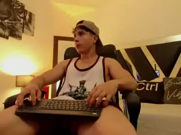 Chaturbate Free Porn Cam of axelmartinezz