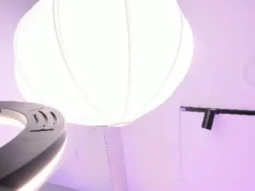 Chaturbate Free Live Porn of bloomie_1